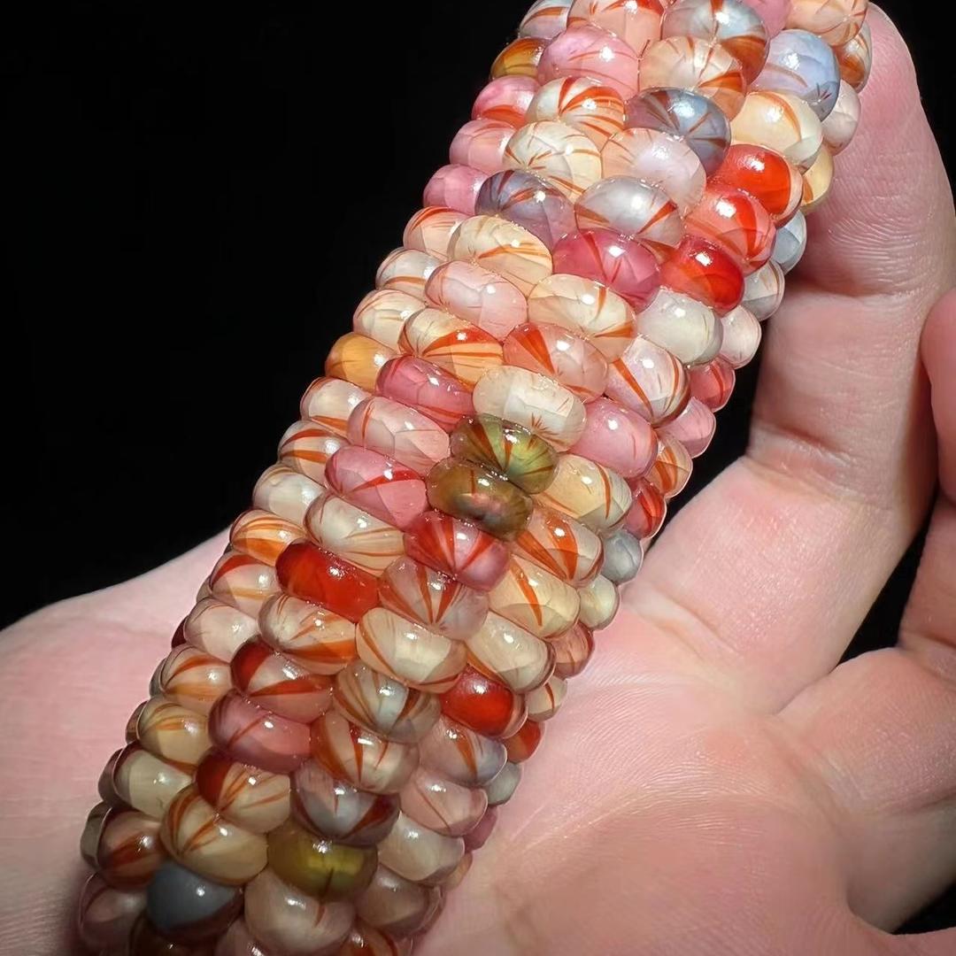 弘婳宝臻选手把件玉米