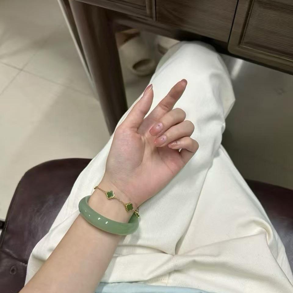 轻奢珠宝