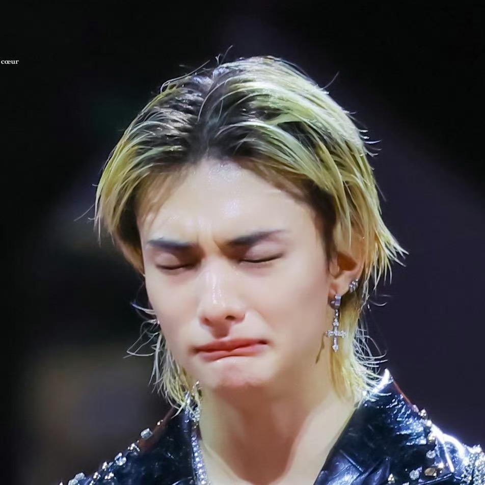 眼下痣for_hyunjin