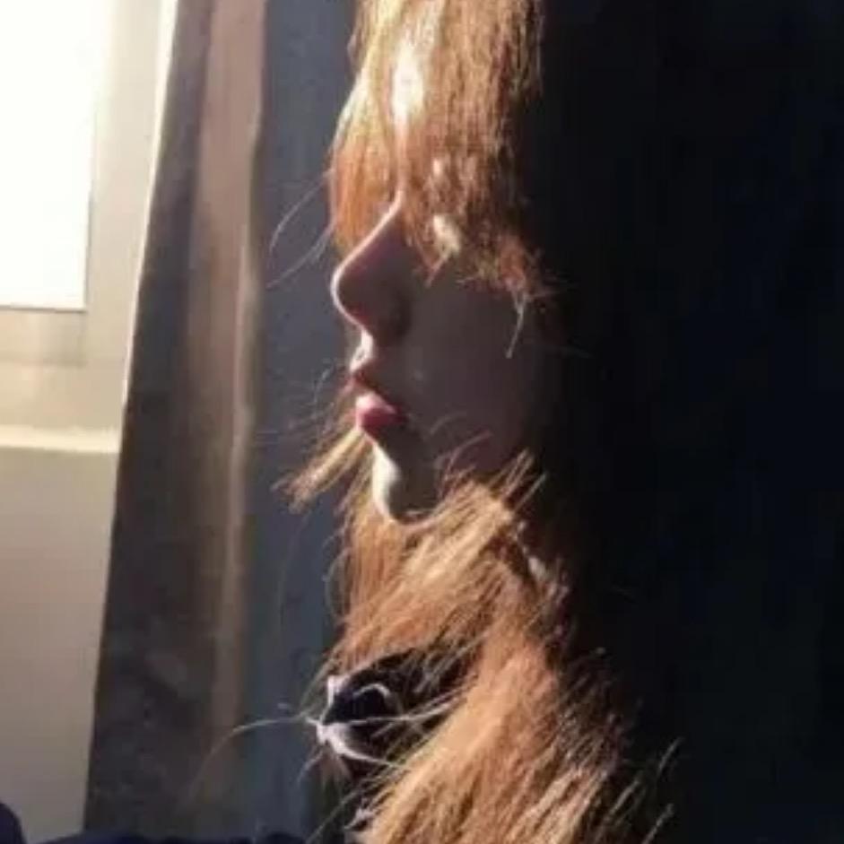 花儿😊
