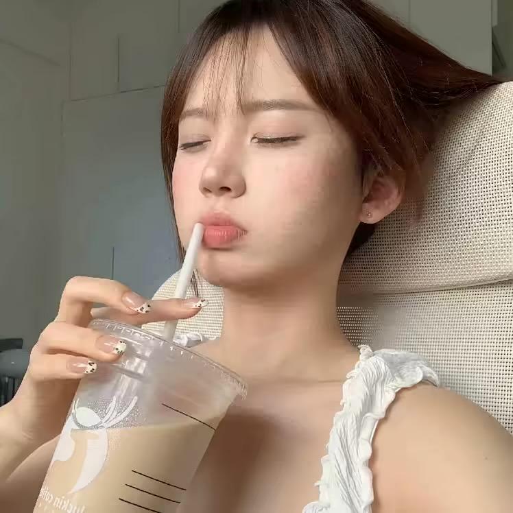 喜欢睡觉-.