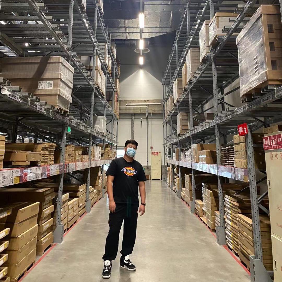 一位很可疑的网友