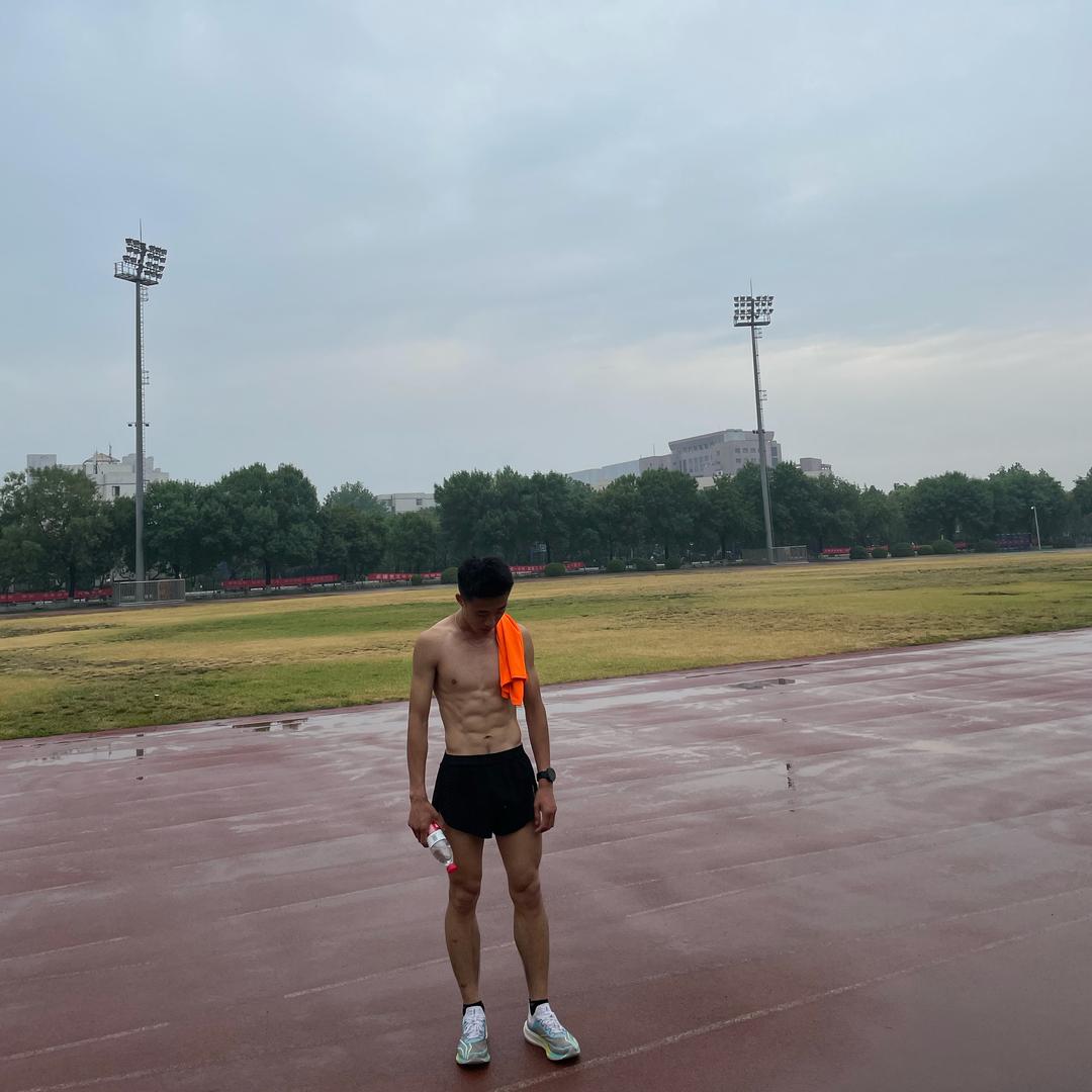 愛跑步的小馬🏃