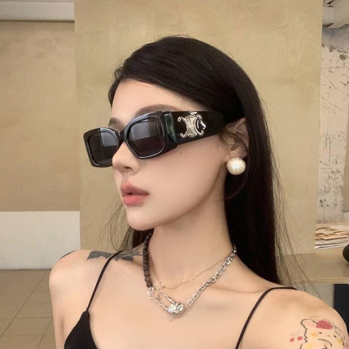 杭州鑫鑫羽绒服女装店