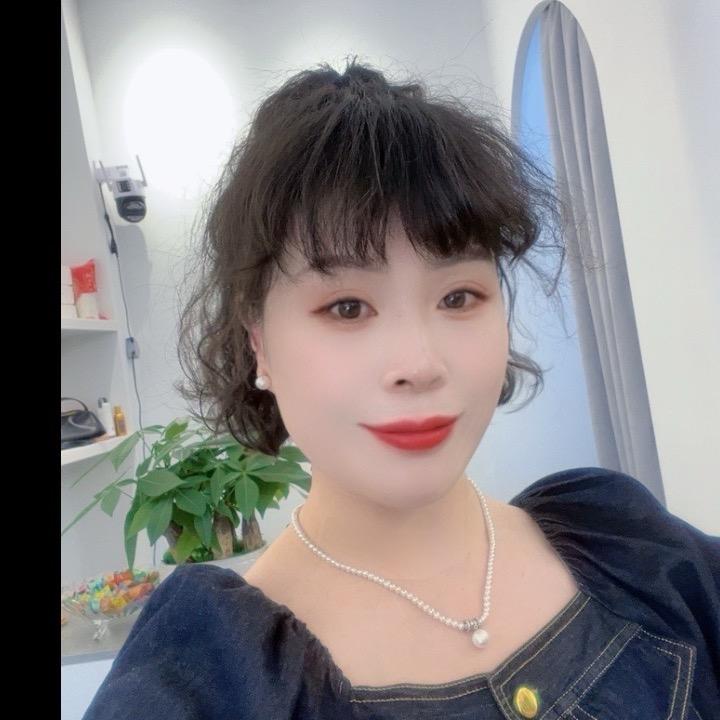 👩‍🦰风信子