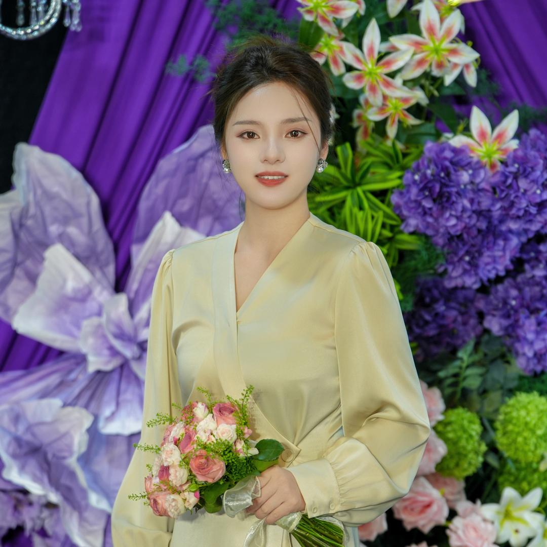 花言婚礼主持💒