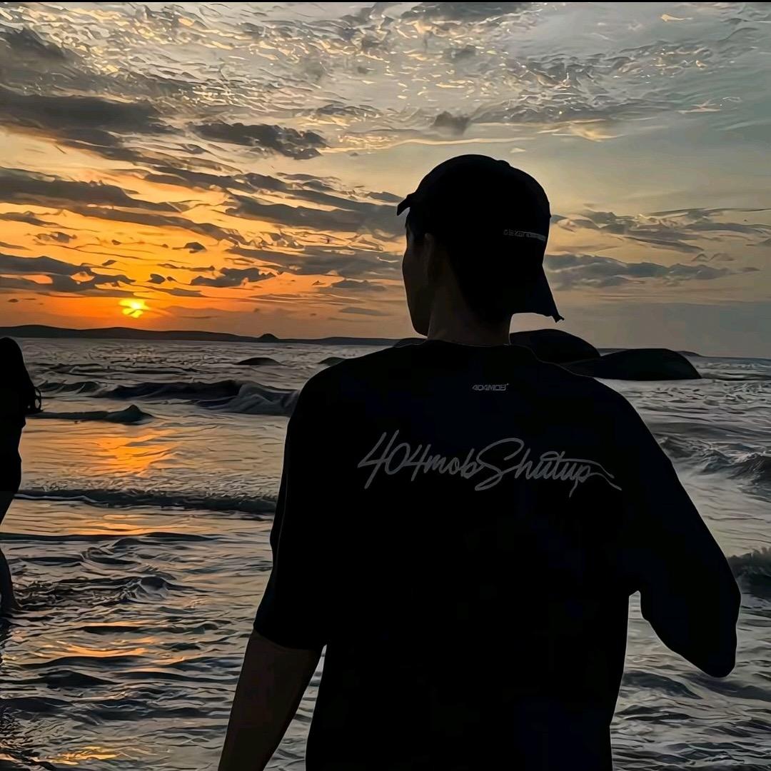 ㅤ  ㅤ零一秒 🐾