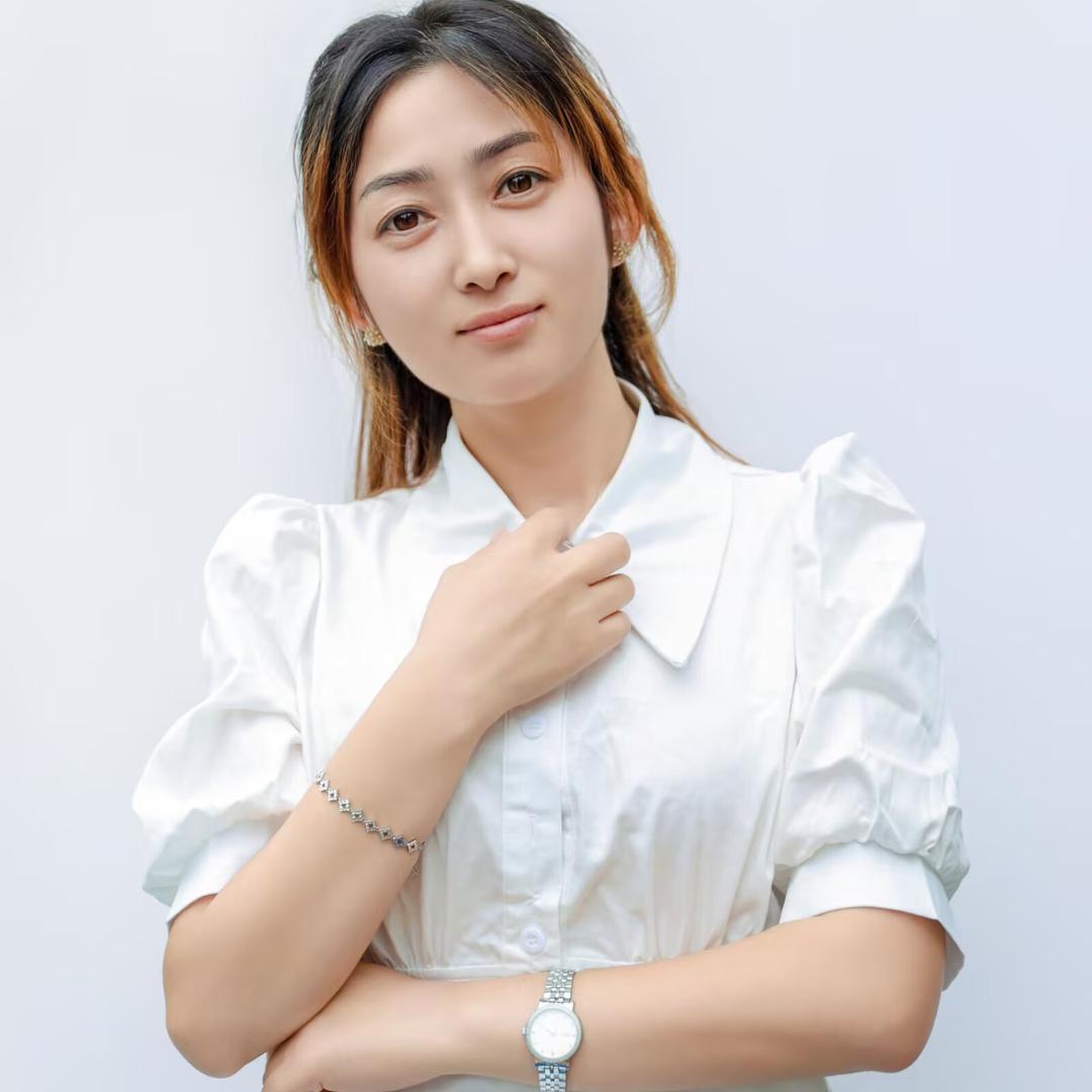 遵义市红花岗区安琪儿幼儿园    曾园长