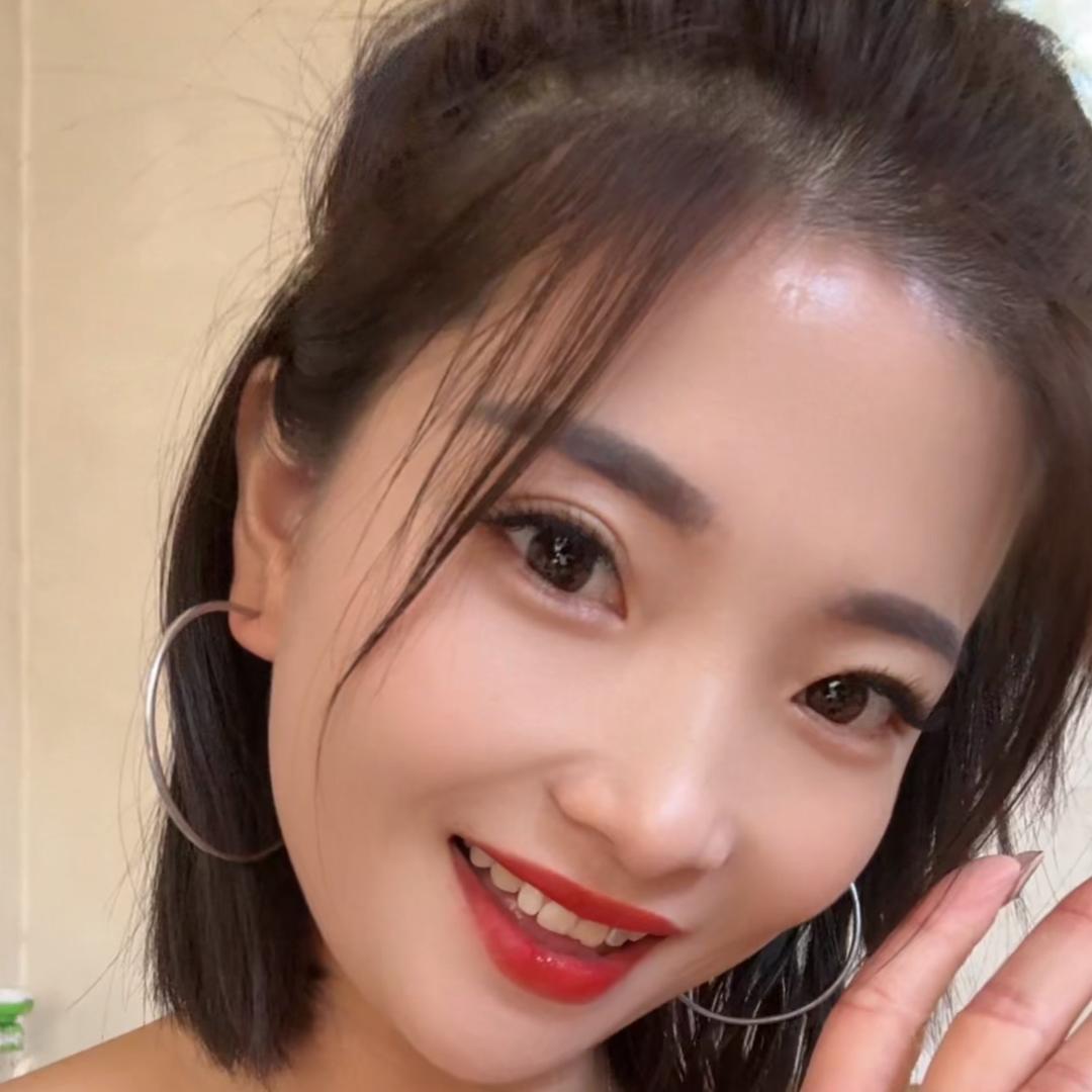 一笑倾城(一拖二的日常生活）