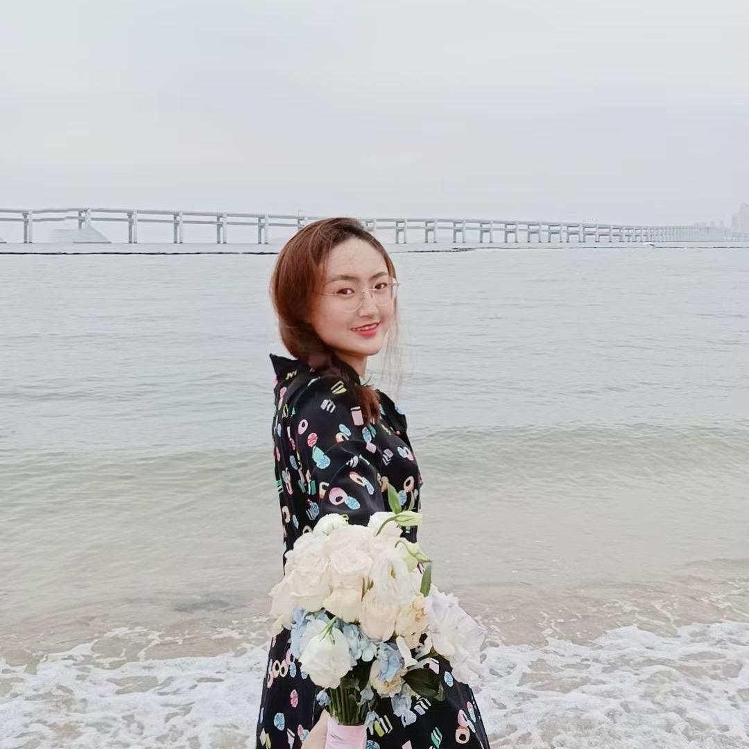 是小毕（每晚18.30开播）