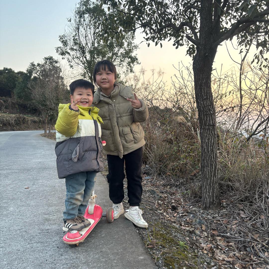 古丈县华西生态土鸡养殖专业合作社