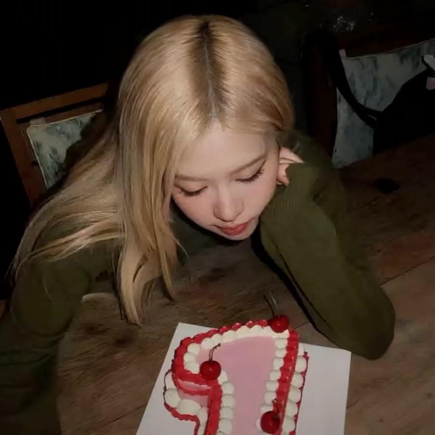 哈基蕊（减肥版）