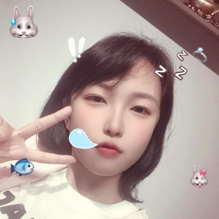小张不吃香菜🍃