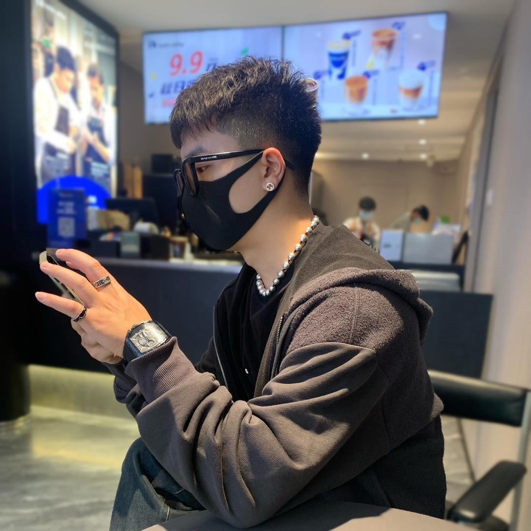 左老师不是老师