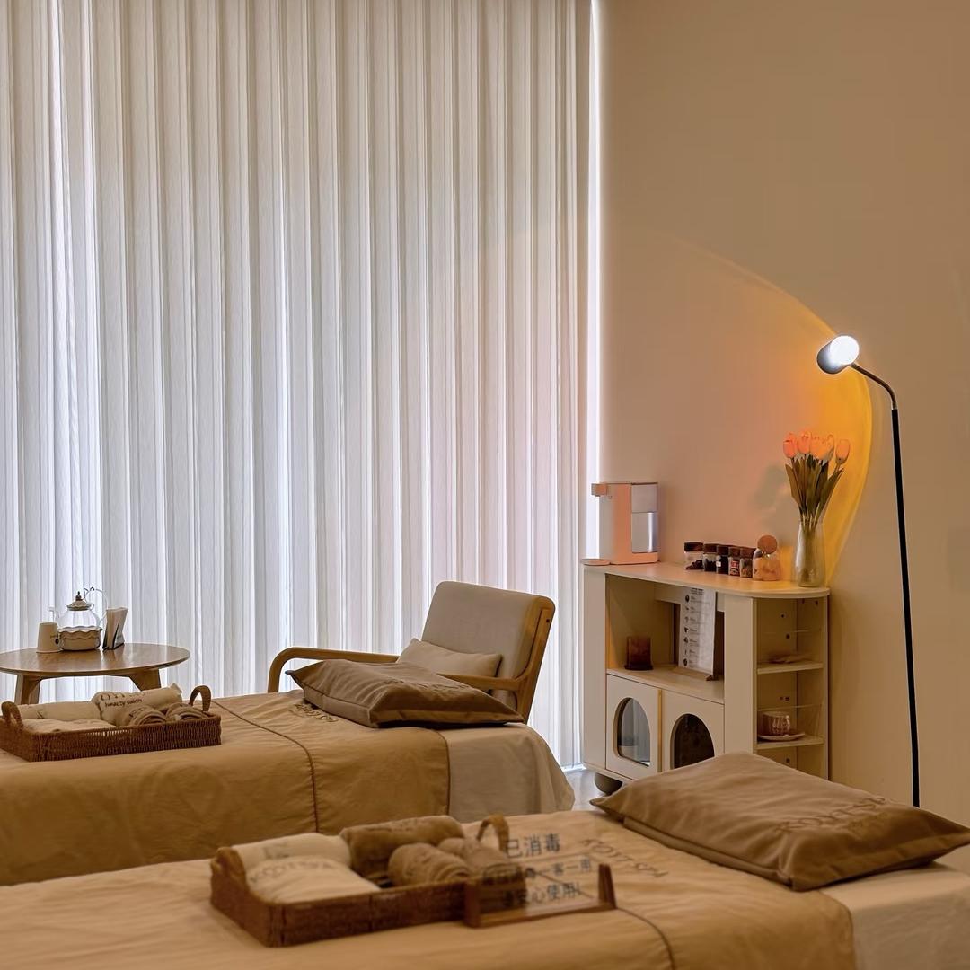 蕲校长艾灸养生馆