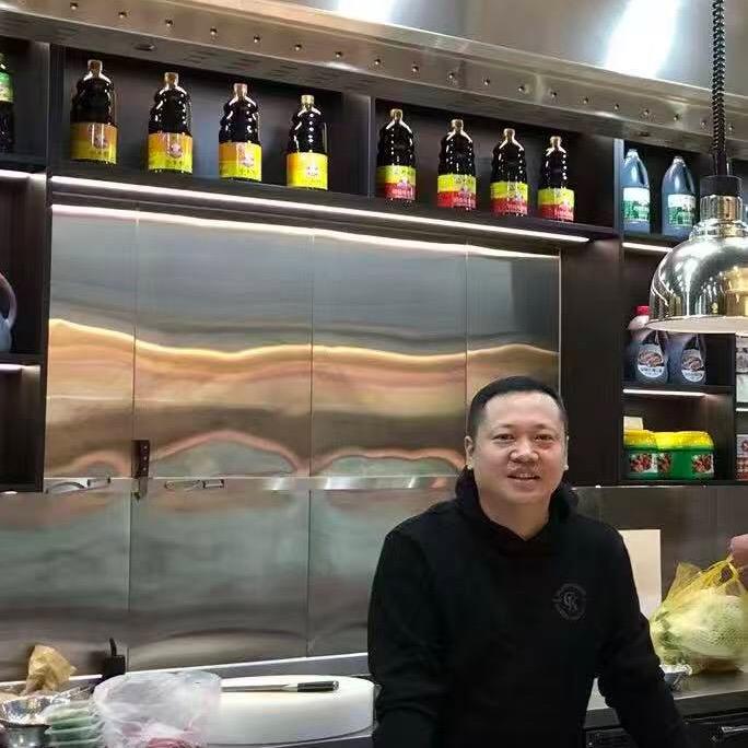 家和酒店；万守仓