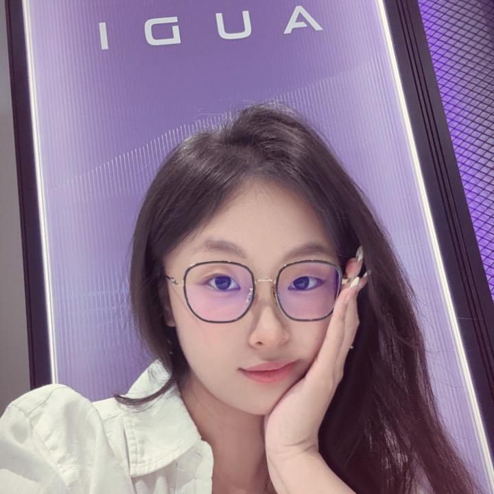 西安AUDI推荐官-格格