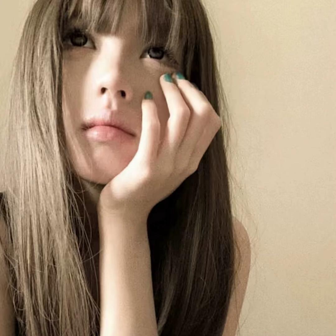 山不知江意
