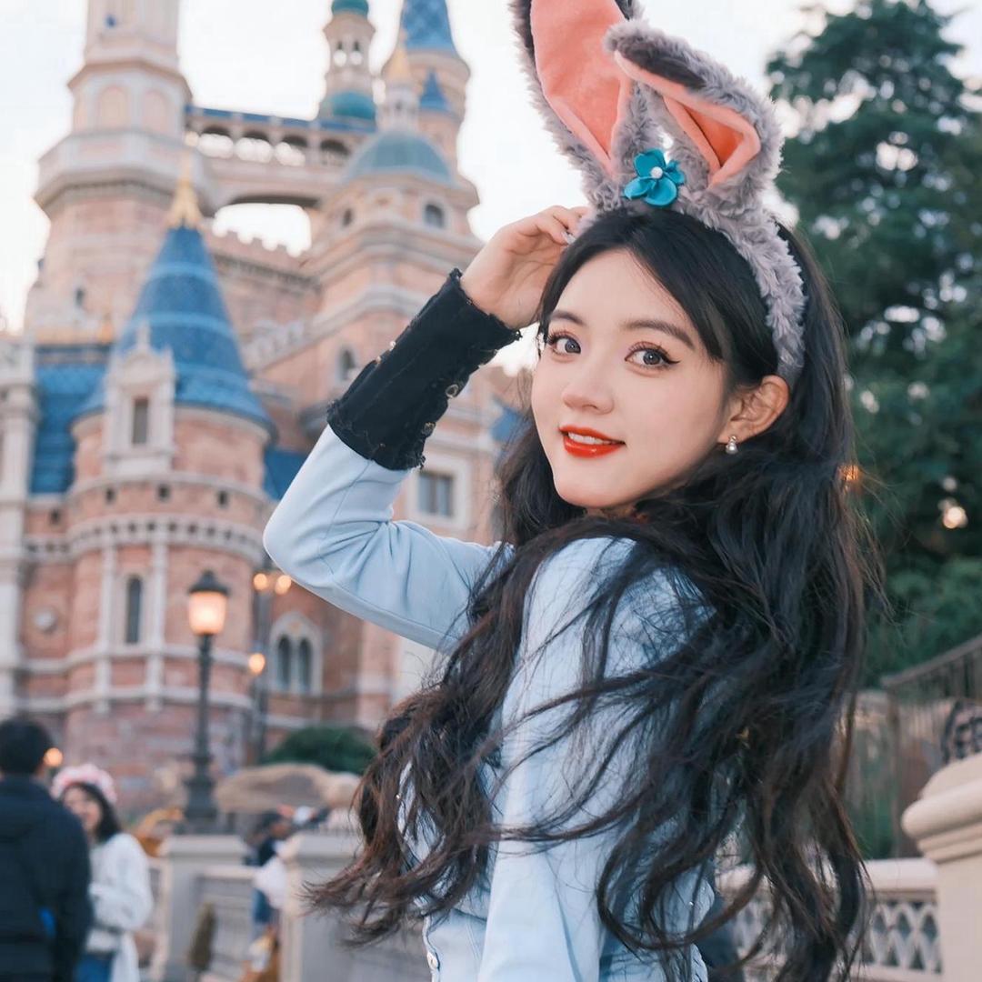 阳光彩虹小白马🦄