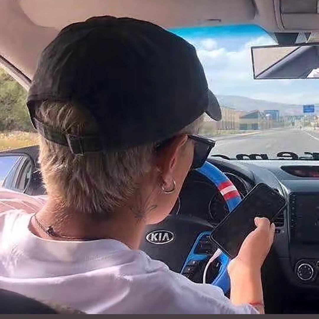 🎭