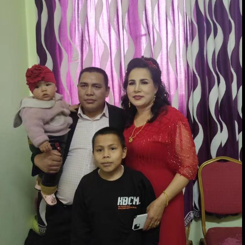 努尔古丽。伊斯拉木