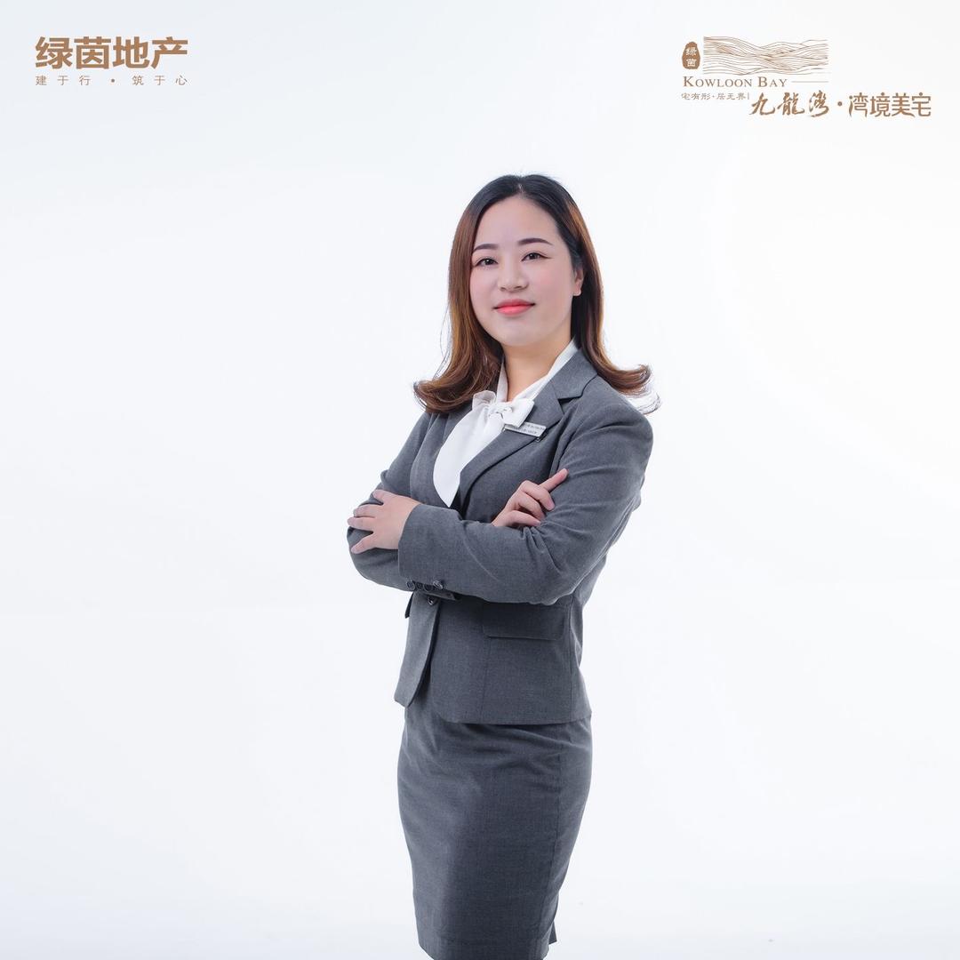 九龙湾 邱小娟