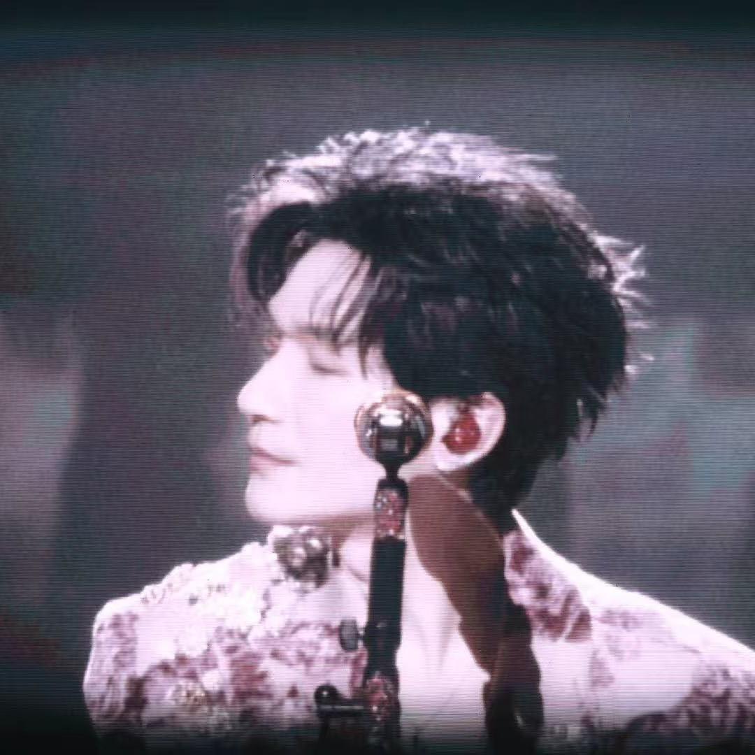 岑醋森🦈🦜🦉🐯