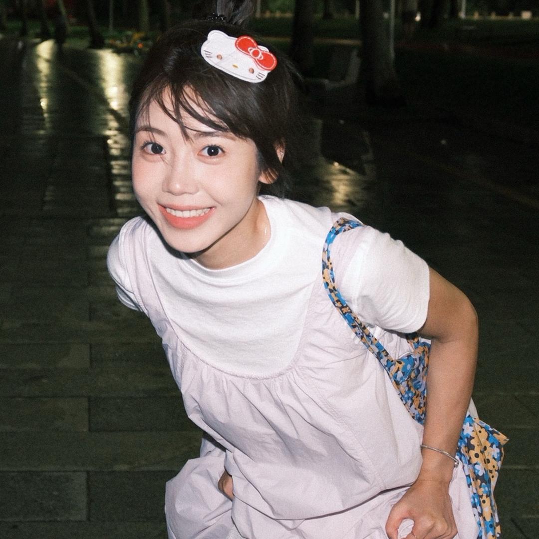 爱吃草莓嘛