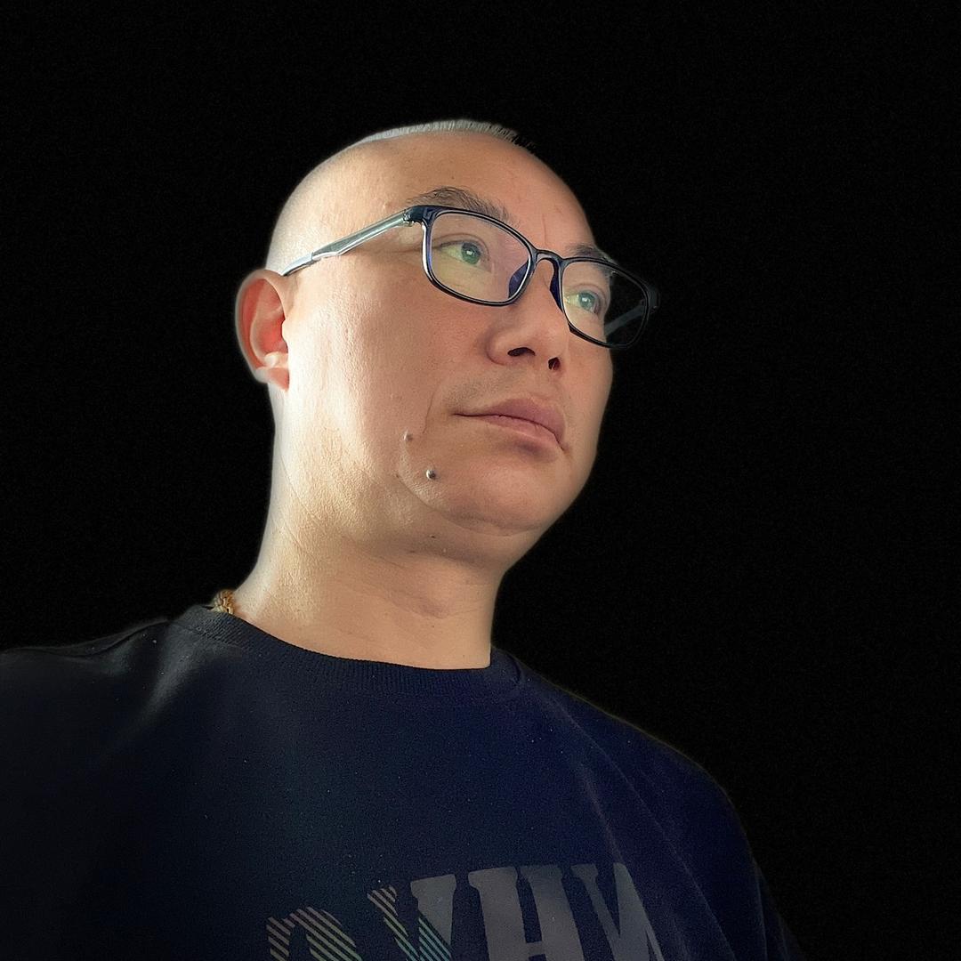 佬冄