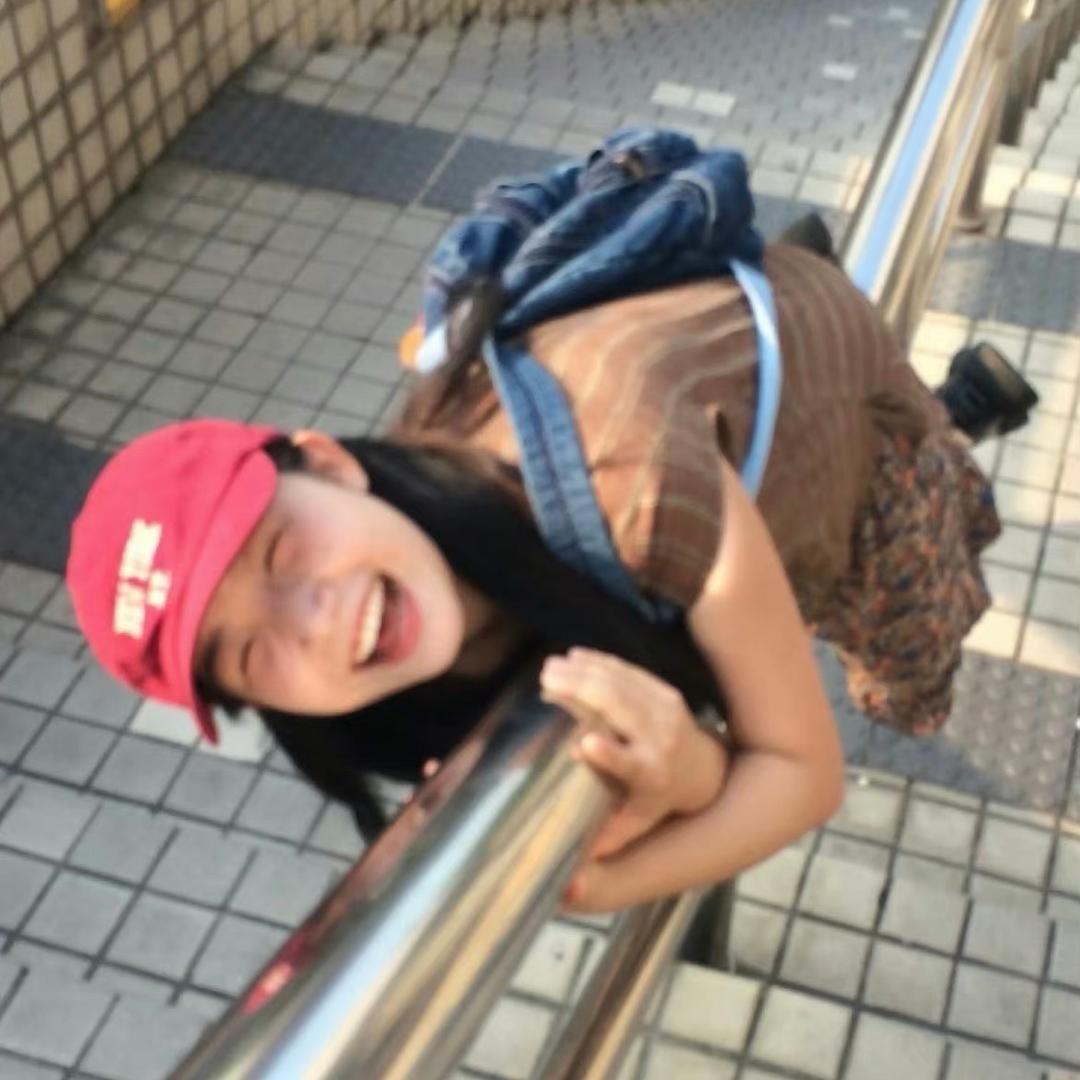 炸毛的大头