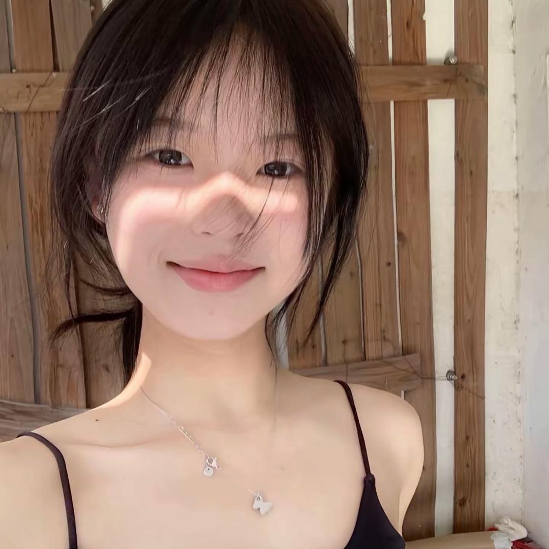 髙灿灿.