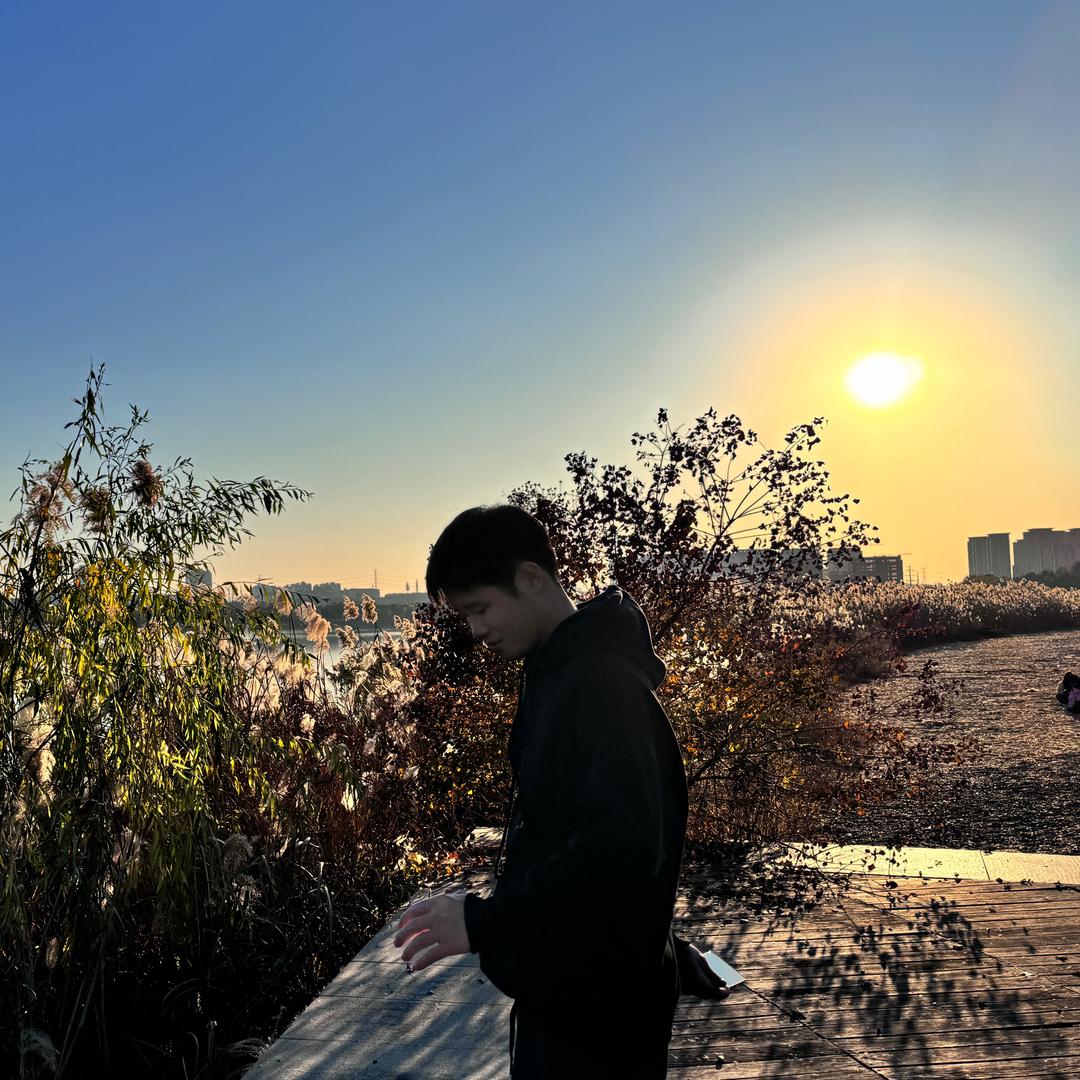 宣城梵慕•杨托尼