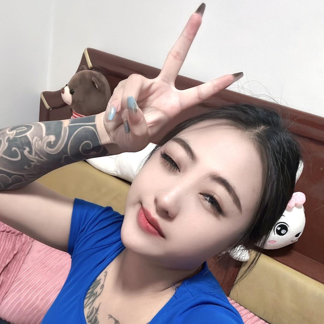 蔡 美人💯