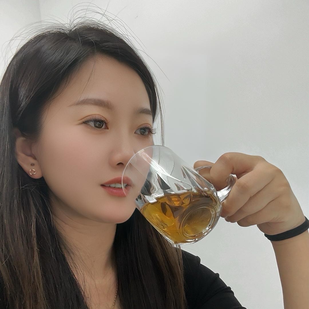 洁希亚国际洗衣（堇言）