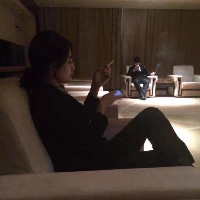 跪下叫姐姐