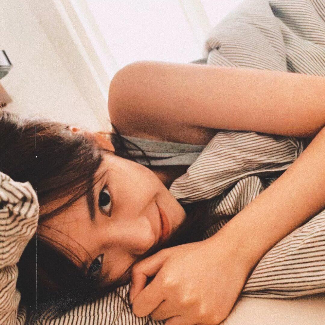 左耳有颗痣