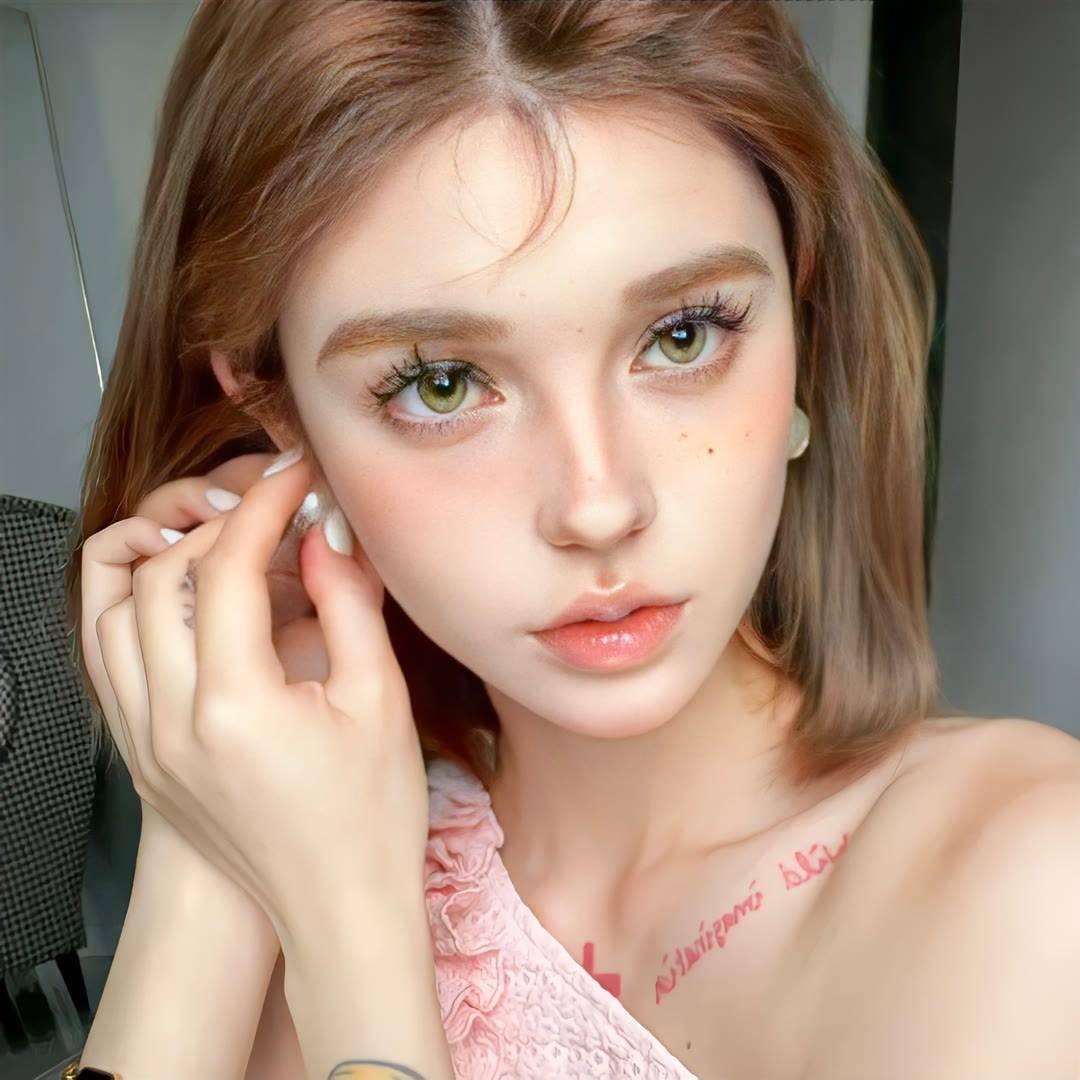 KAY