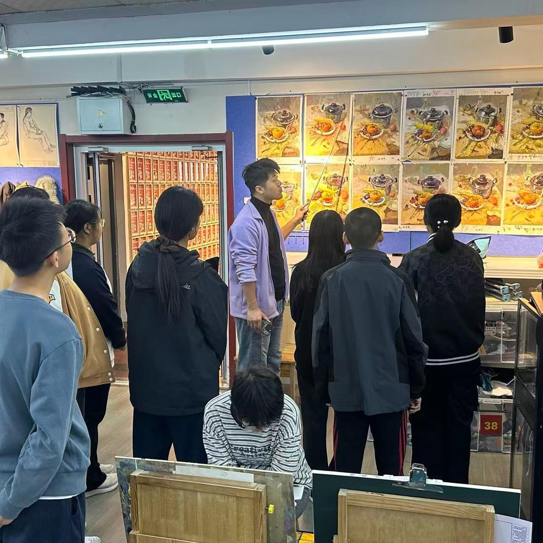 阳光森林中考美术程老师