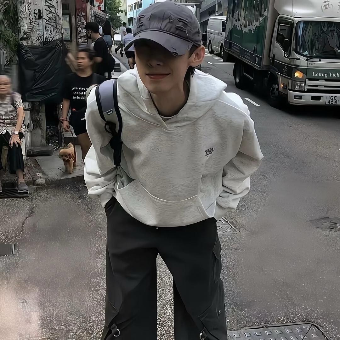 陳.