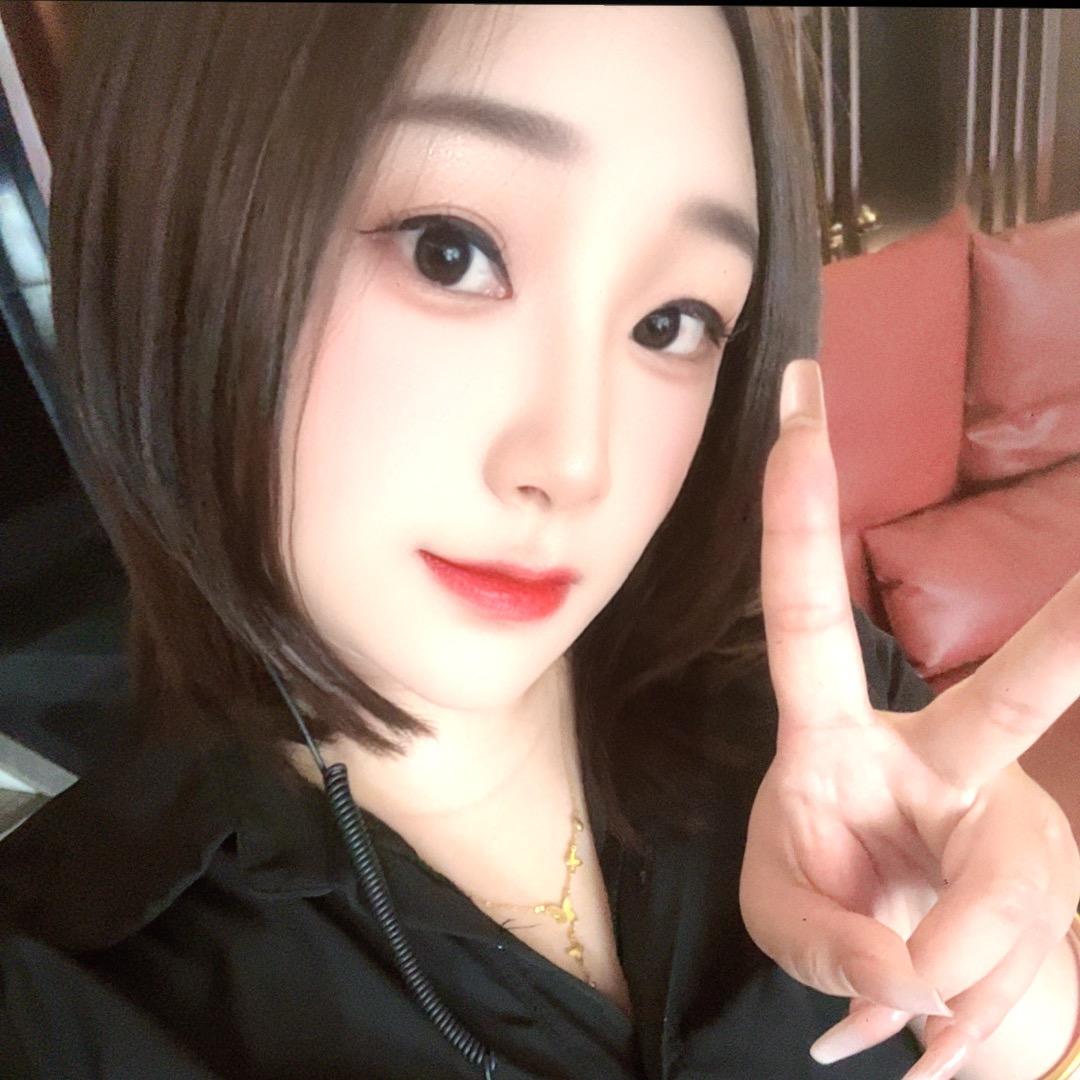 尧城风彩客服经理～晴宝、