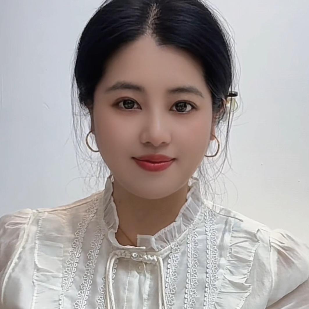 小霞