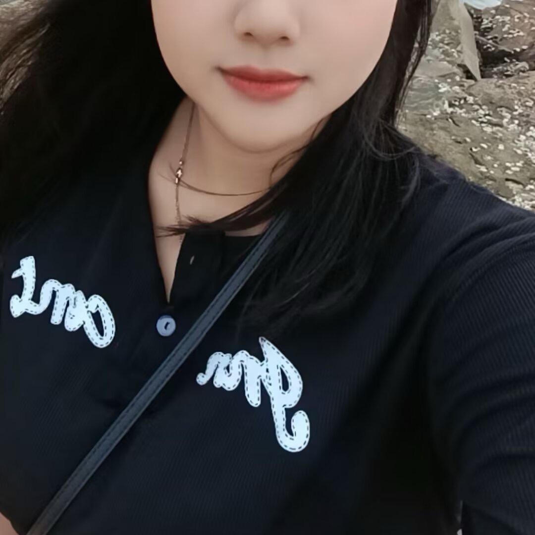 F小丝