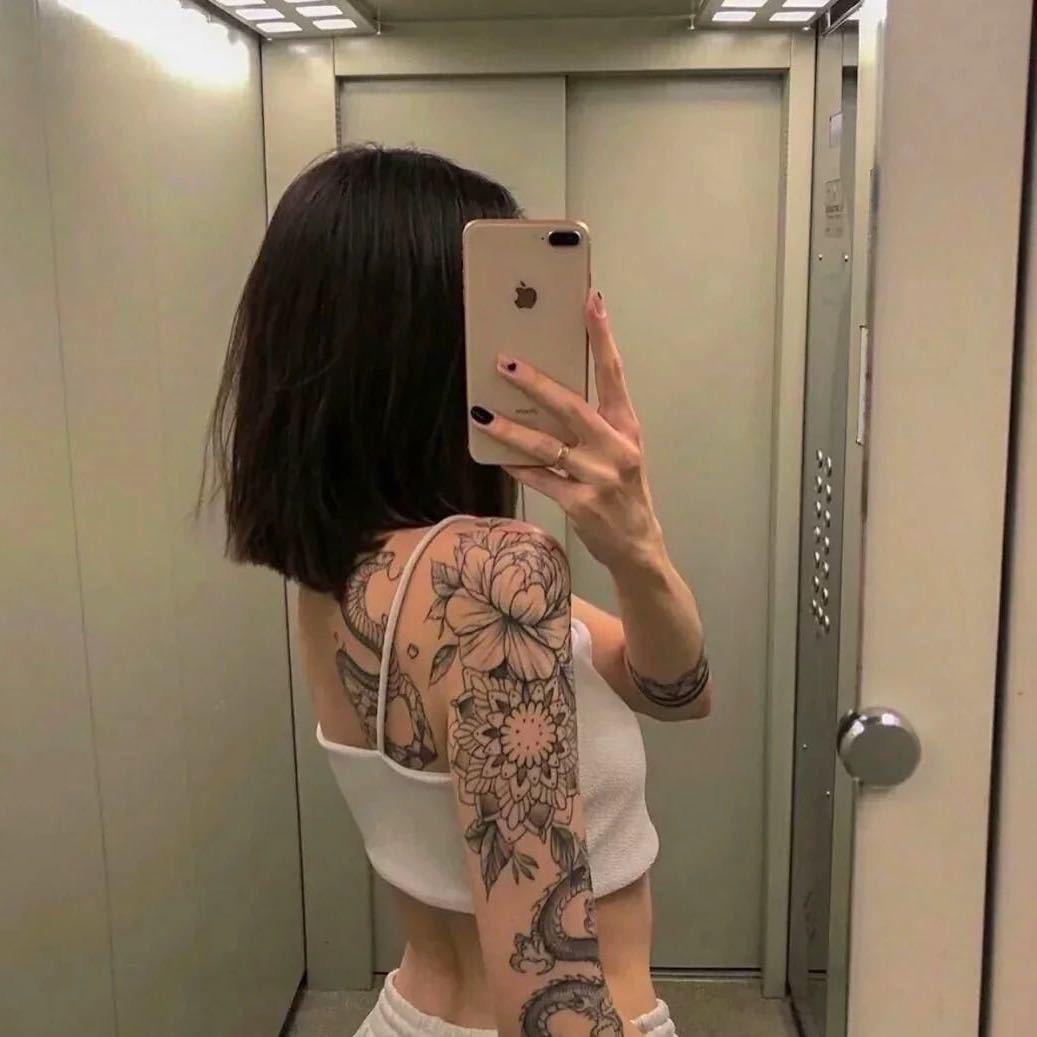 嘉峪关罗曼达商k 安瑶