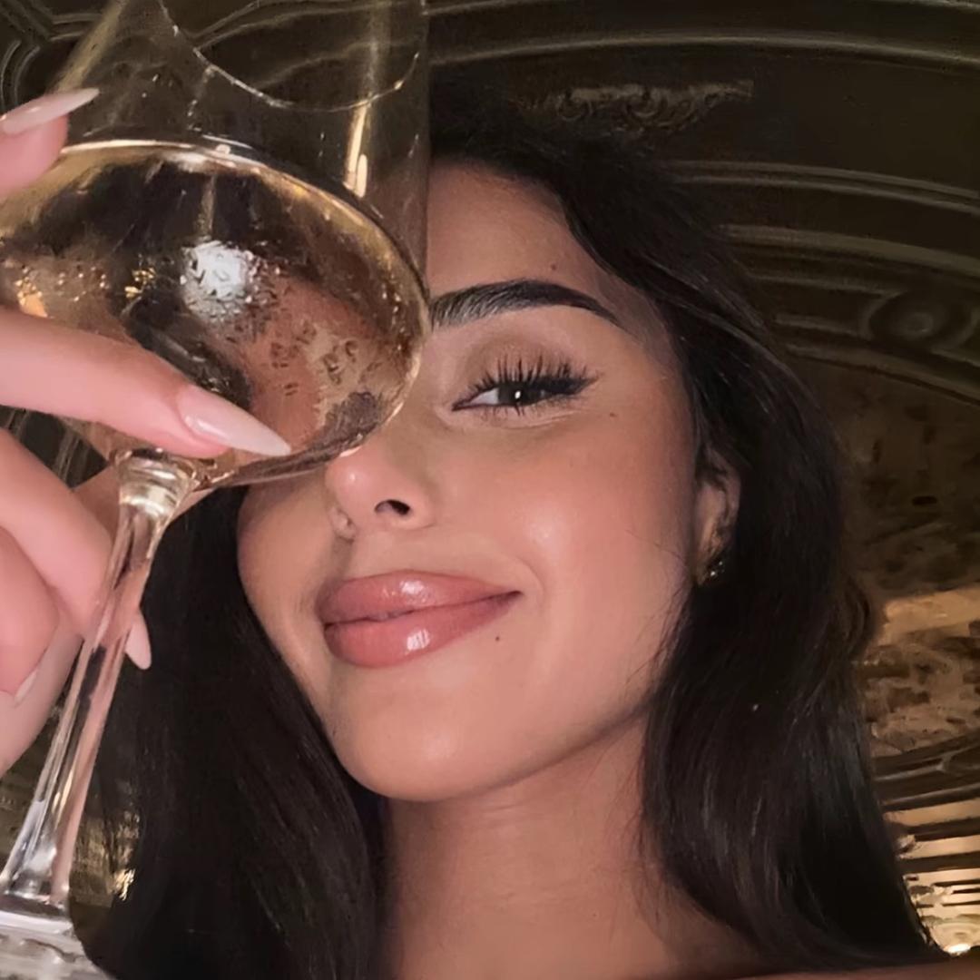 ᦀᦲᦰ ᦺᦃ ᦉᦸᧃ