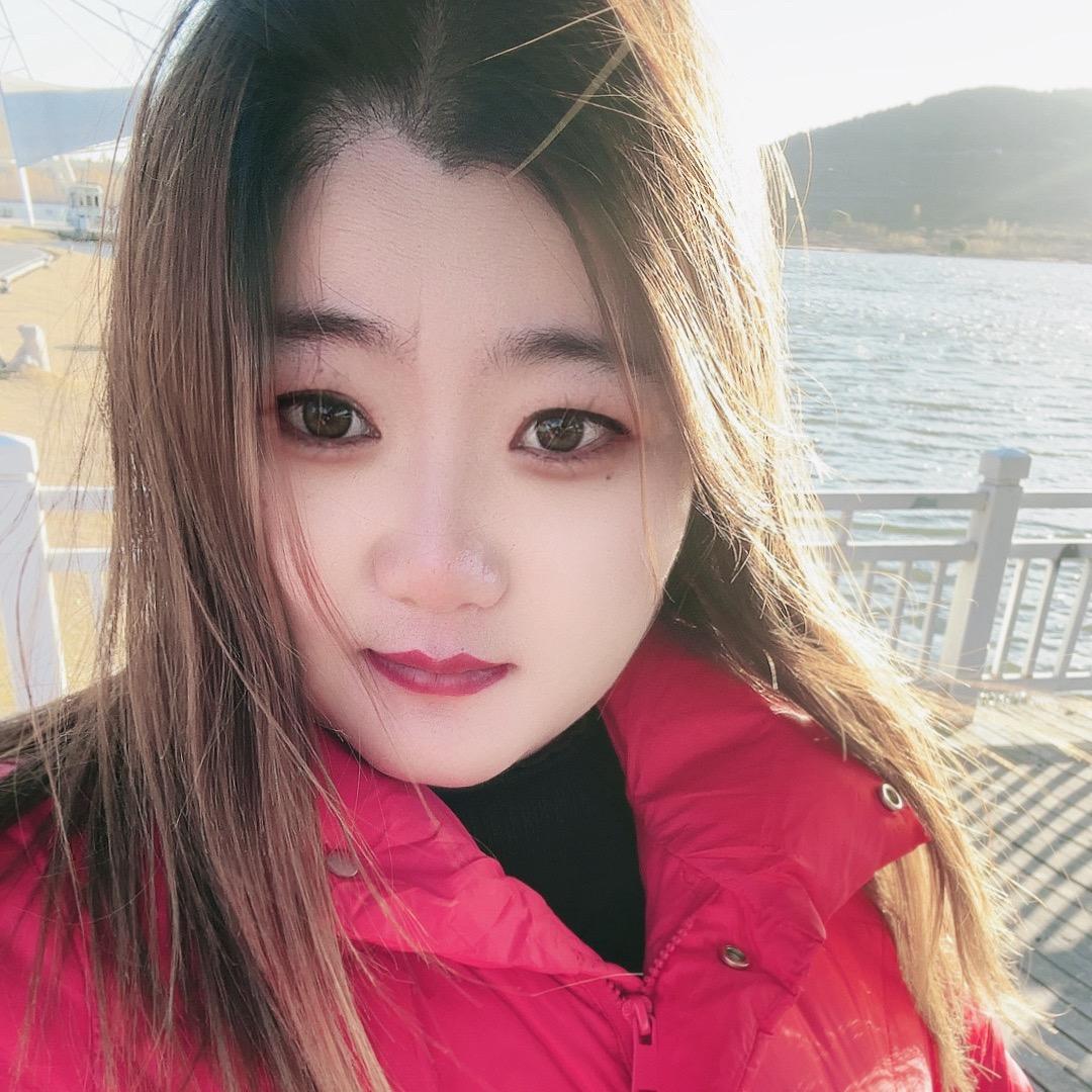 ╭(╯🌹朱二妮🌹╰)╮