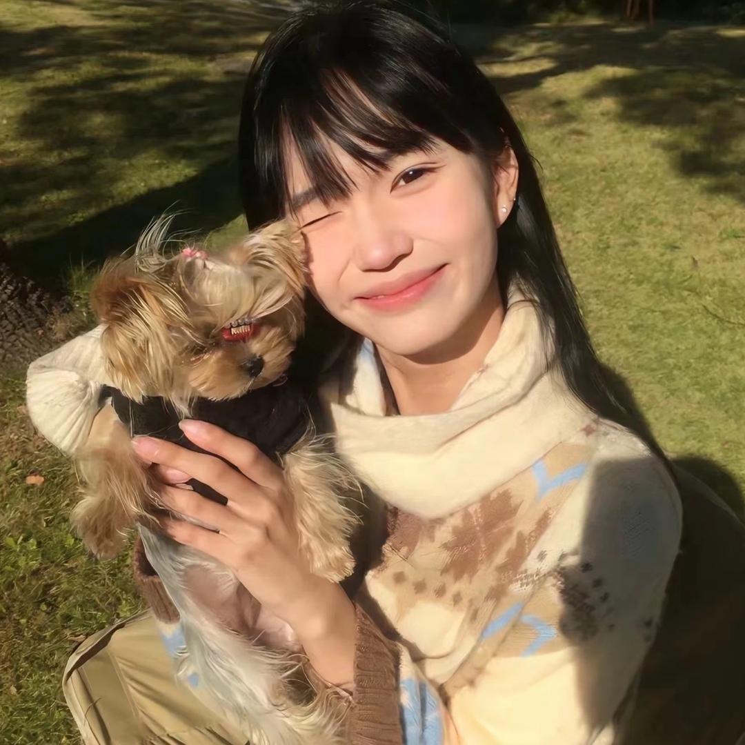 千千😋