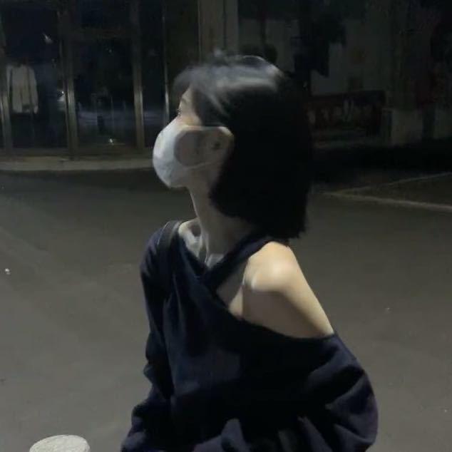 小她