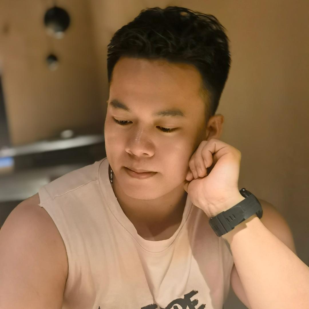 撸铁的小宝