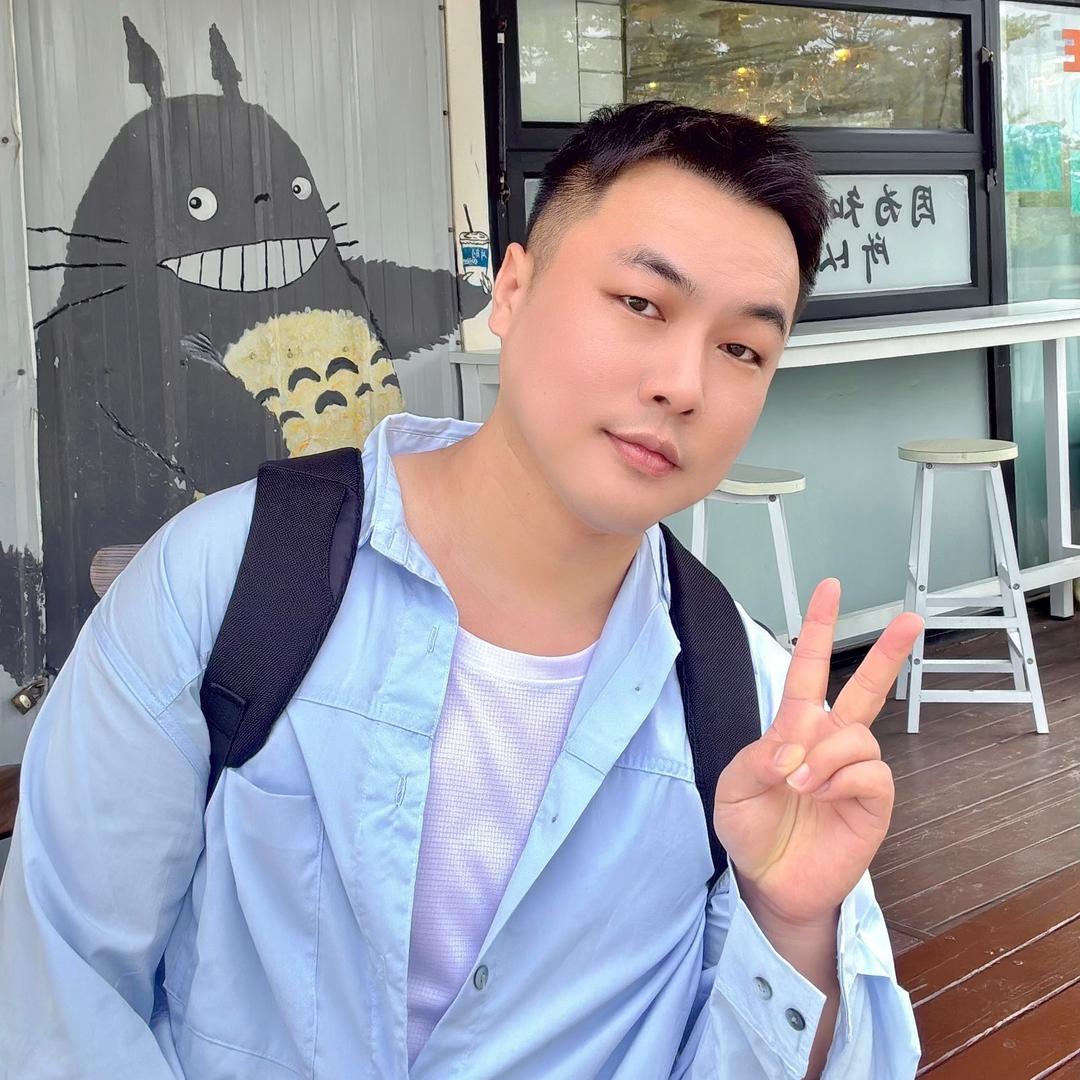 化妆师big金大班