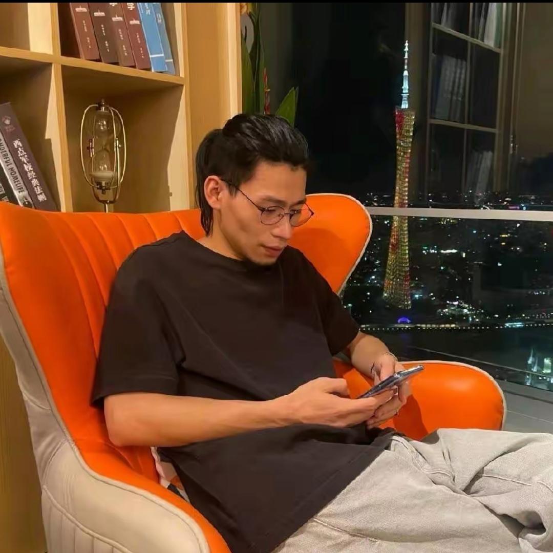 Dm